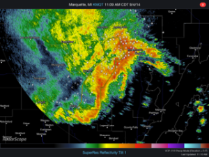 Bow Echo Moving Across Wisconsin