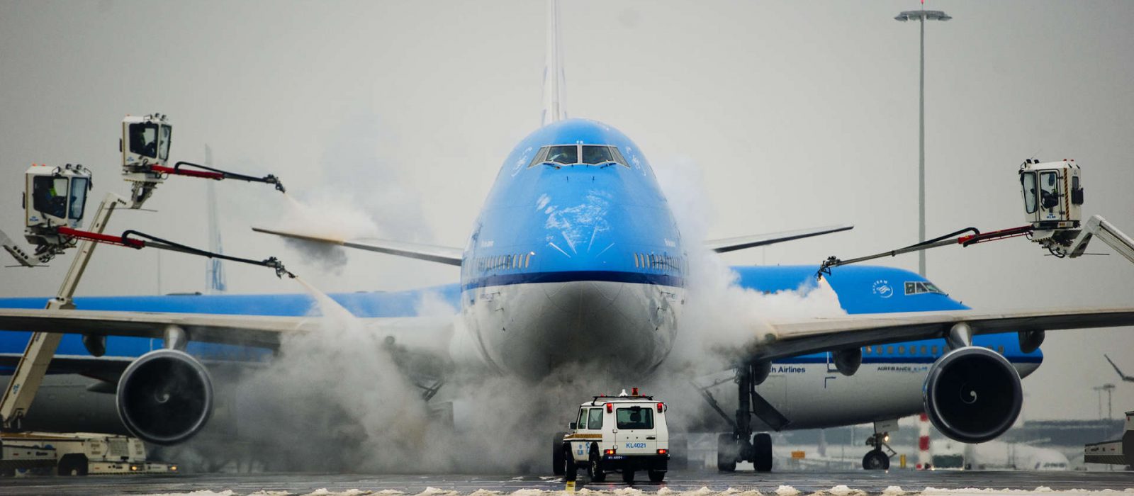 De-icing of Plane