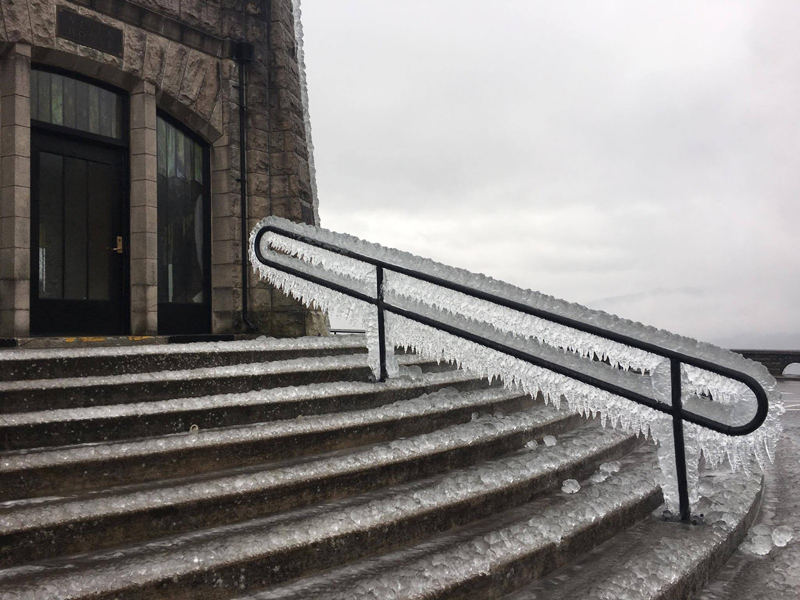 Microclimate Event: Ice Storm in the Columbia River Gorge